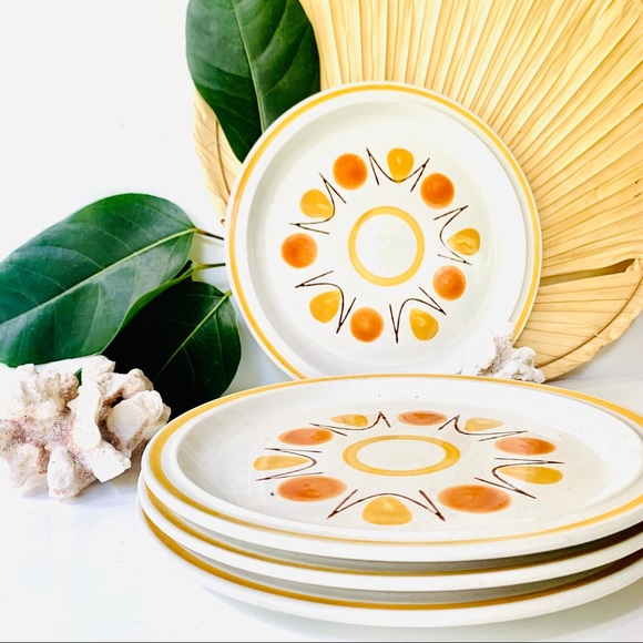 ⚡️SOLD⚡️MIDMOD SUNBEAM PLATES - Set of 4 - Picture 3 of 8